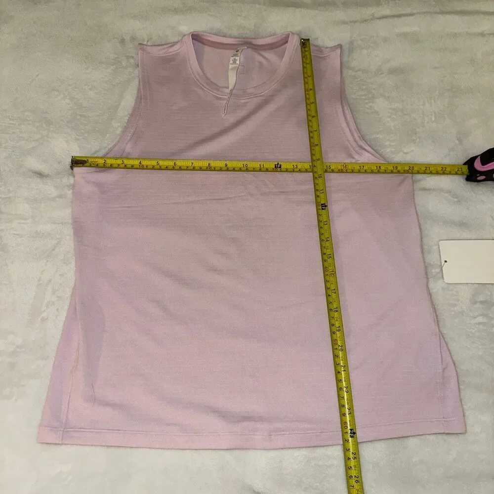 Lululemon Womens Size 10 License To Train Tank Top Strawberry Milkshake Pink NWT